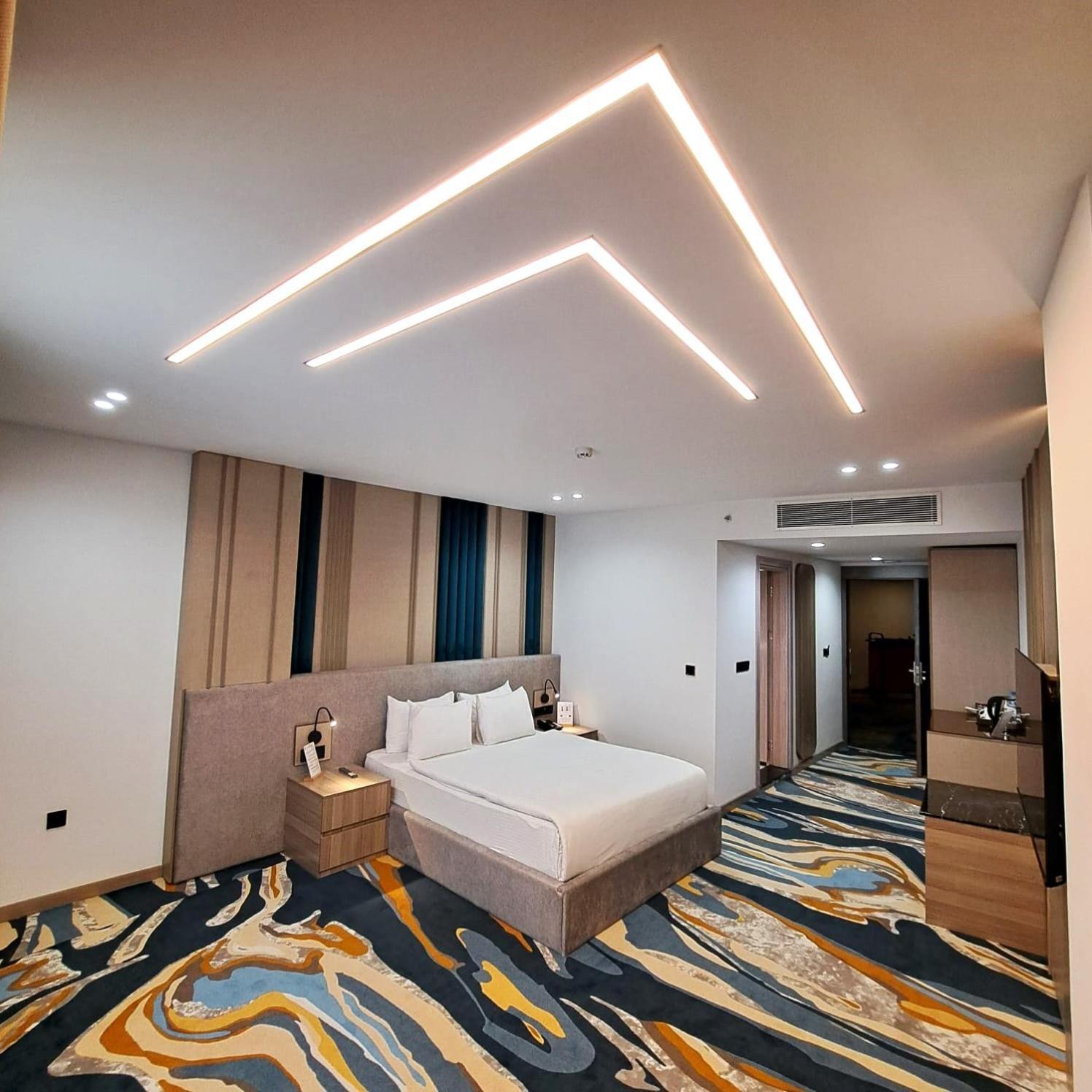 Van Royal Hotel Erbil Esterno foto