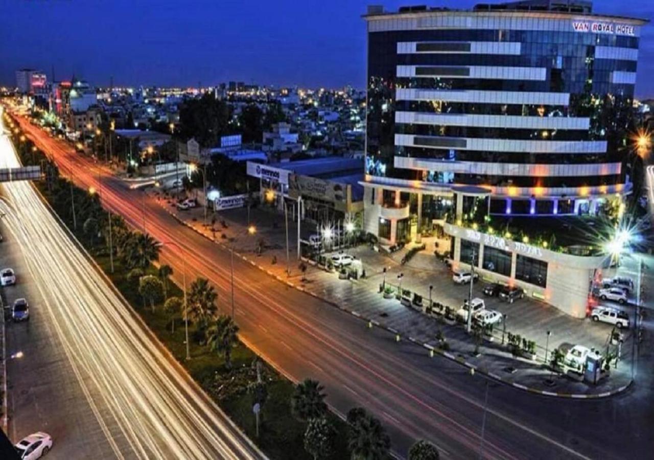 Van Royal Hotel Erbil Esterno foto